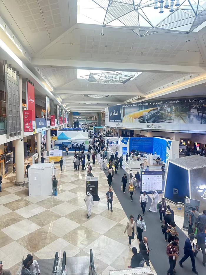 23122401-2.jpg 23122401-2.jpg