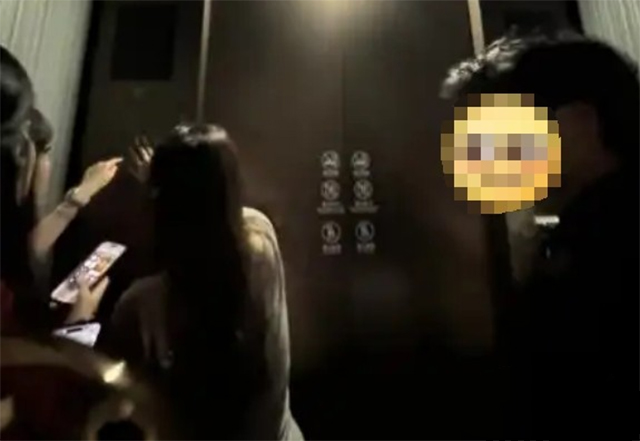 01.jpg