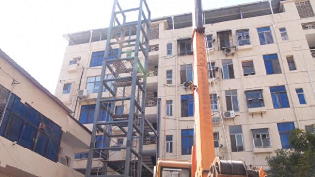 2.jpeg 2.jpeg